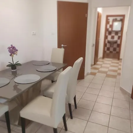 Apartment Garden